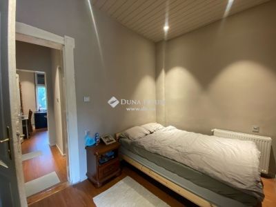 Eladó családi ház Budapest