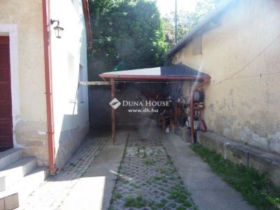 Eladó családi ház Pécs