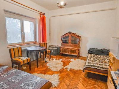 Eladó családi ház Gárdony