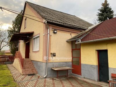 Eladó családi ház Sarud