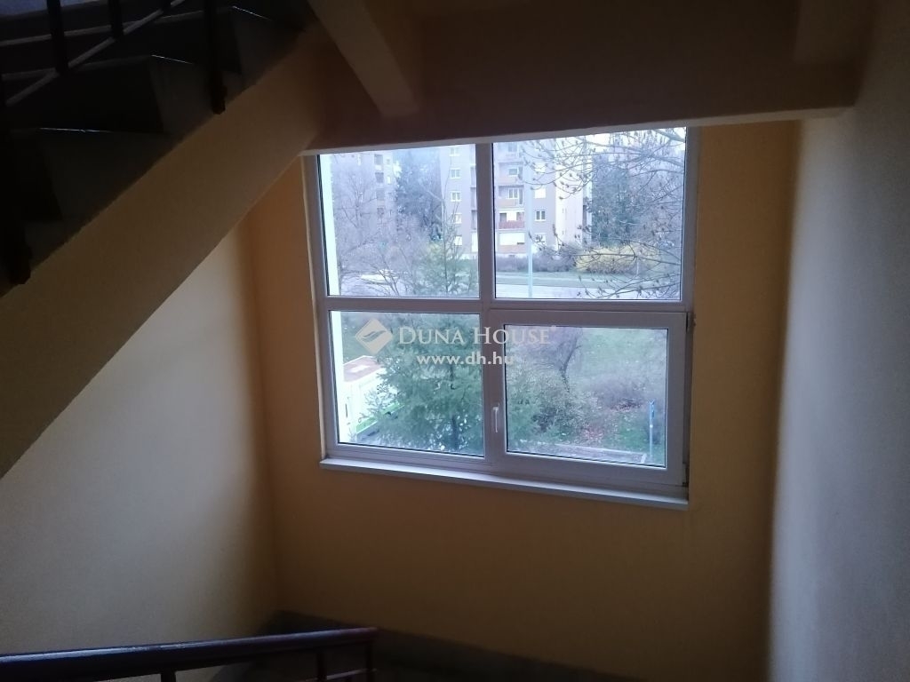 Eladó lakás Pécs