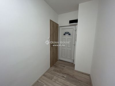 Eladó lakás Pécs