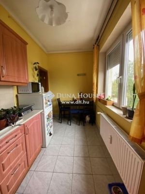 Eladó lakás Pécs