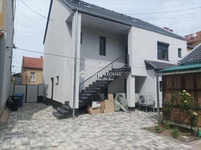 Eladó lakás Pécs