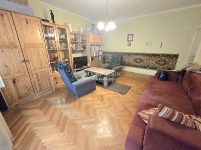 Eladó lakás Pécs