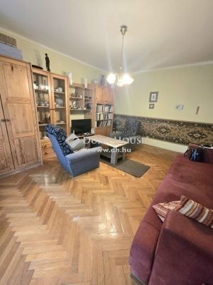 Eladó lakás Pécs