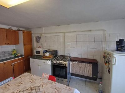Eladó családi ház Bükkszék