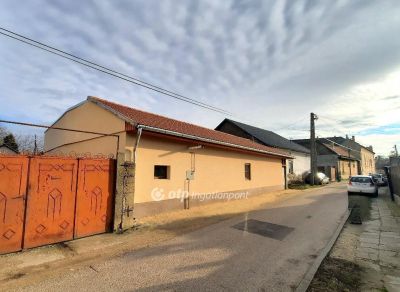 Eladó családi ház Nagykőrös