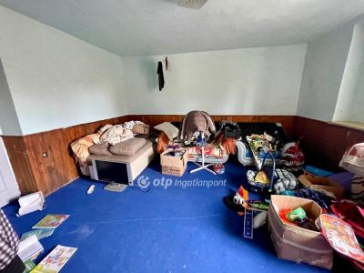 Eladó családi ház Csongrád