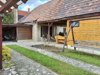 Eladó családi ház Albertirsa