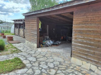 Eladó családi ház Albertirsa
