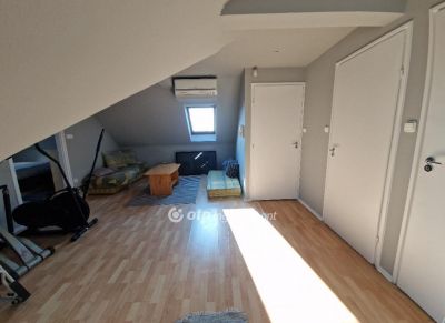 Eladó családi ház Cegléd