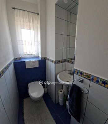 Eladó családi ház Cegléd