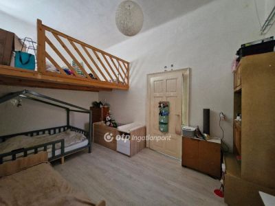 Eladó lakás Nagykőrös