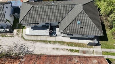 Eladó családi ház Monor