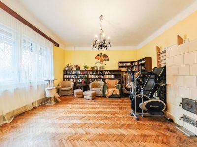 Eladó családi ház Budapest