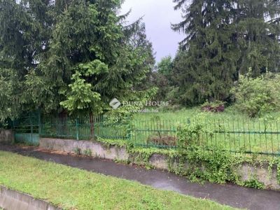 Eladó lakóövezeti telek Budapest