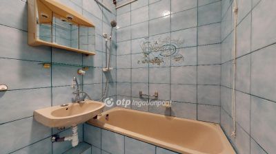 Eladó lakás Tiszaújváros