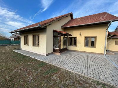 Eladó családi ház Pilis