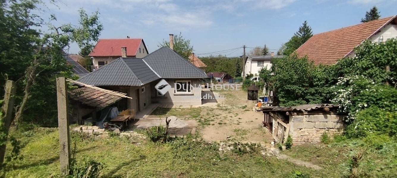 Eladó családi ház