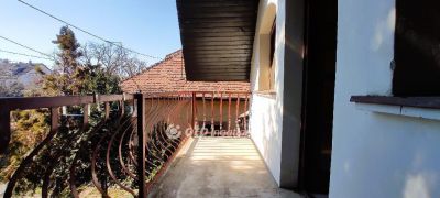 Eladó családi ház Budapest
