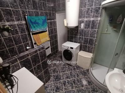 Eladó családi ház Hajdúsámson