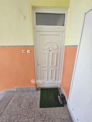 Eladó lakás Tiszaföldvár