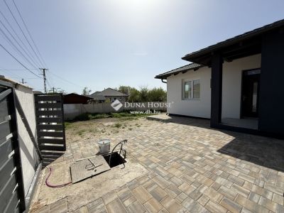 Eladó ikerház Érd