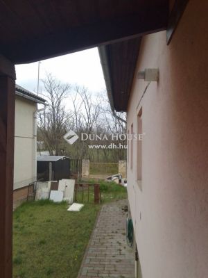Eladó családi ház Délegyháza