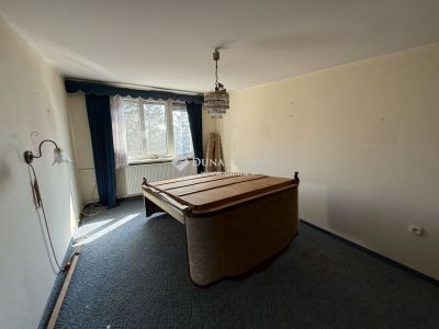 Eladó családi ház Érd