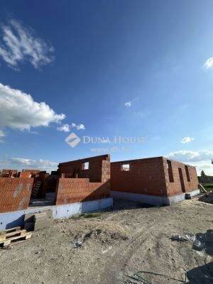 Eladó ikerház Délegyháza