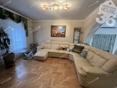 Eladó családi ház Solt