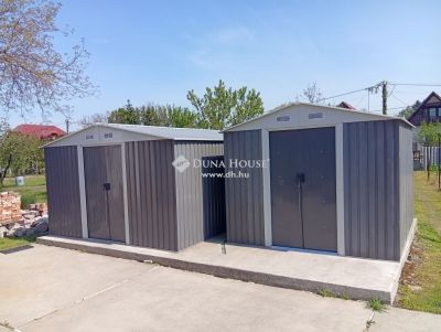 Eladó családi ház Tura