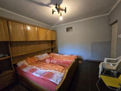 Eladó családi ház Kaba
