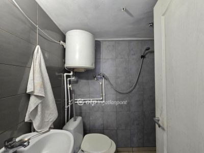 Eladó családi ház Kaba