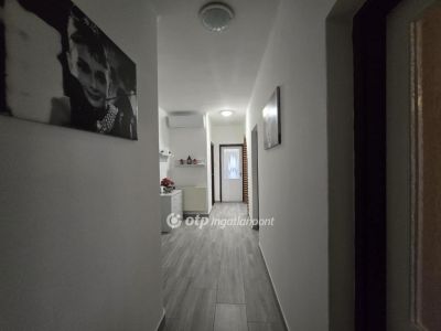 Eladó családi ház Kaba