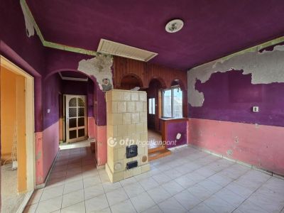 Eladó családi ház Kaba