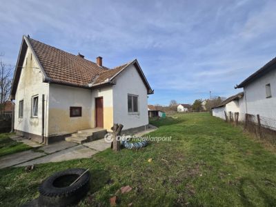 Eladó családi ház Kaba