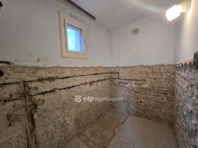 Eladó családi ház Kaba