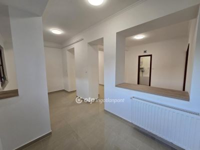 Eladó családi ház Kaba