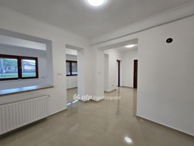 Eladó családi ház Kaba