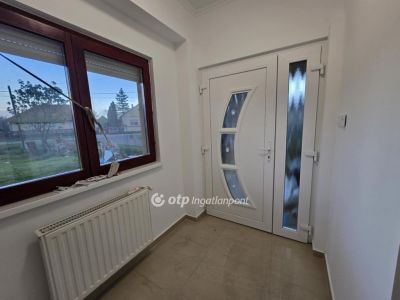 Eladó családi ház Kaba