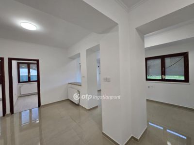Eladó családi ház Kaba