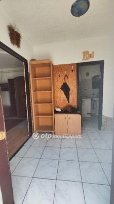 Eladó családi ház Devecser