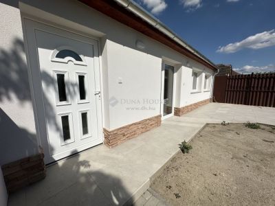 Eladó családi ház Dunaharaszti