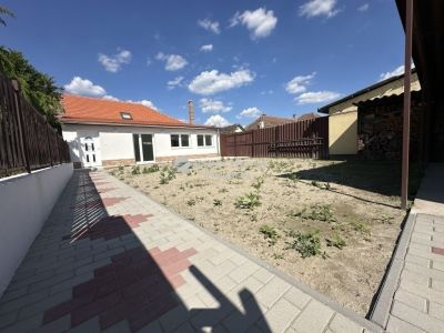 Eladó családi ház Dunaharaszti