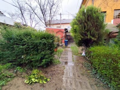Eladó családi ház Budapest