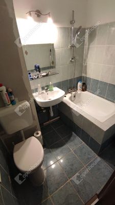 Eladó lakás Veszprém