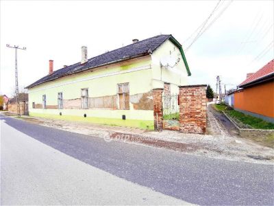 Eladó családi ház Nagykőrös