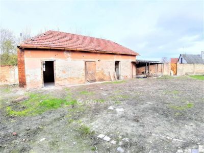 Eladó családi ház Nagykőrös